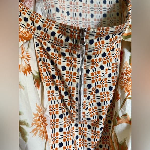 SUNO ‘Stamp It’ orange floral short sleeve cut out mini dress size 4 - Picture 7 of 9